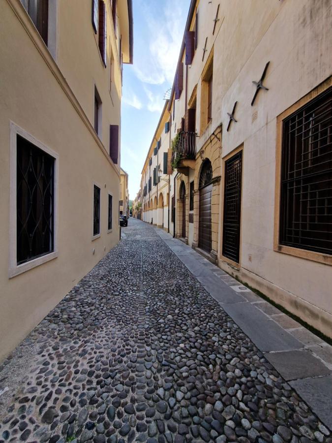 Isabel Apartaments Old Town Padova Bilik gambar