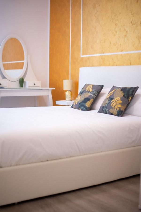 Isabel Apartaments Old Town Padova Luaran gambar