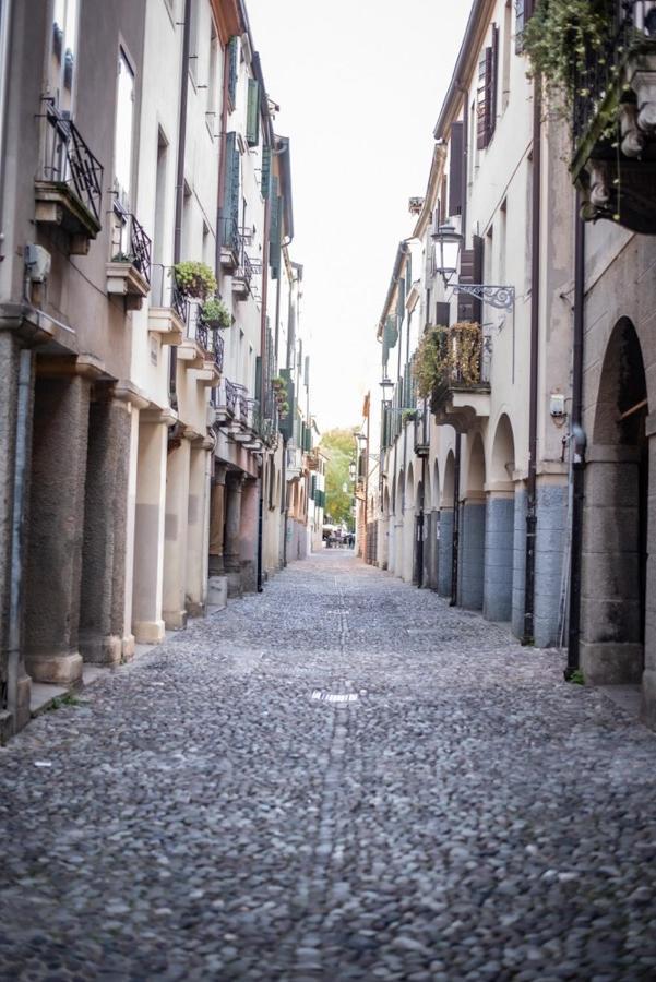 Isabel Apartaments Old Town Padova Luaran gambar